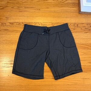 Women’s Lululeon Charcoal Mid Length Shorts